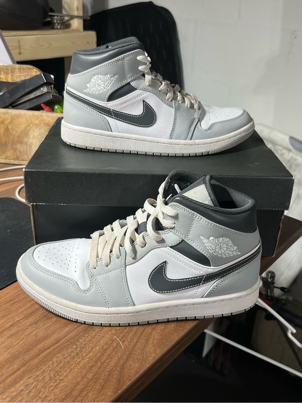 Size 7.5 - Jordan 1 Mid Light Smoke Grey